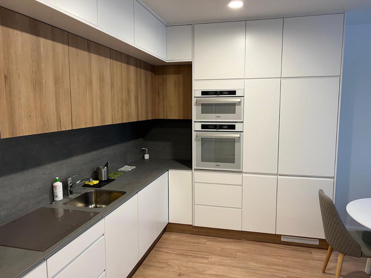 Apartament Mieszczanski Klima-Parkigfree2X-Netflix-Youtube วรอตซวาฟ ภายนอก รูปภาพ