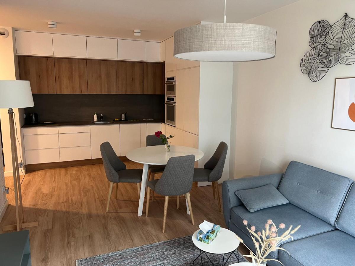 Apartament Mieszczanski Klima-Parkigfree2X-Netflix-Youtube วรอตซวาฟ ภายนอก รูปภาพ
